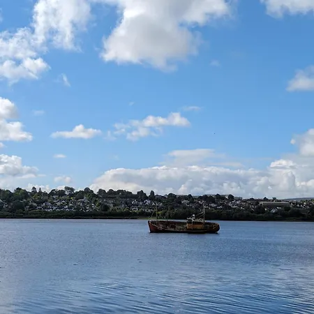 فندق مبيت وإفطار Saol Mall *