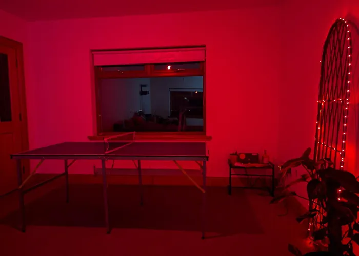 Saol Mall Frühstückspension Red Castle