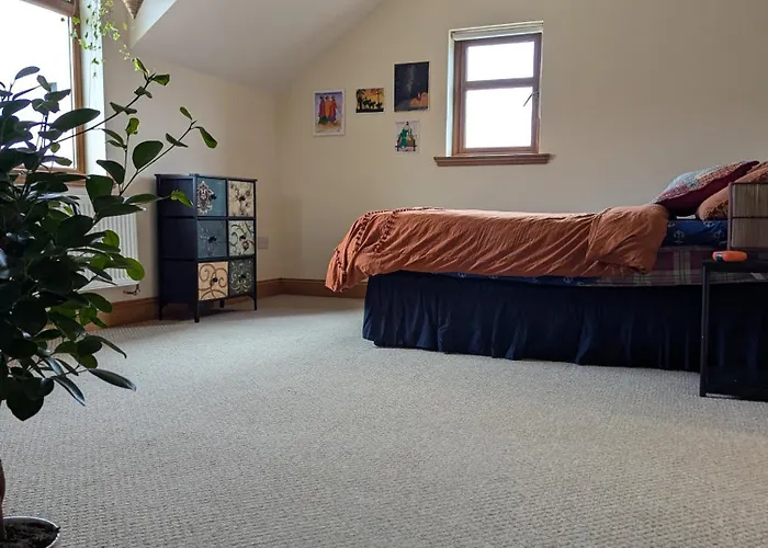 Saol Mall * Red Castle